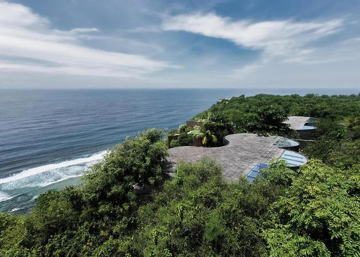 Nya * Uluwatu (Bali)